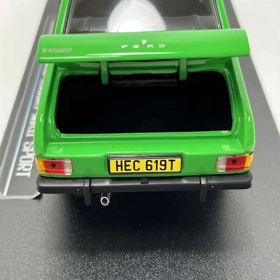 image 1 of 1975 Ford Escort MKII 1600 Sport Green 1:18 Scale Sun Star 4619