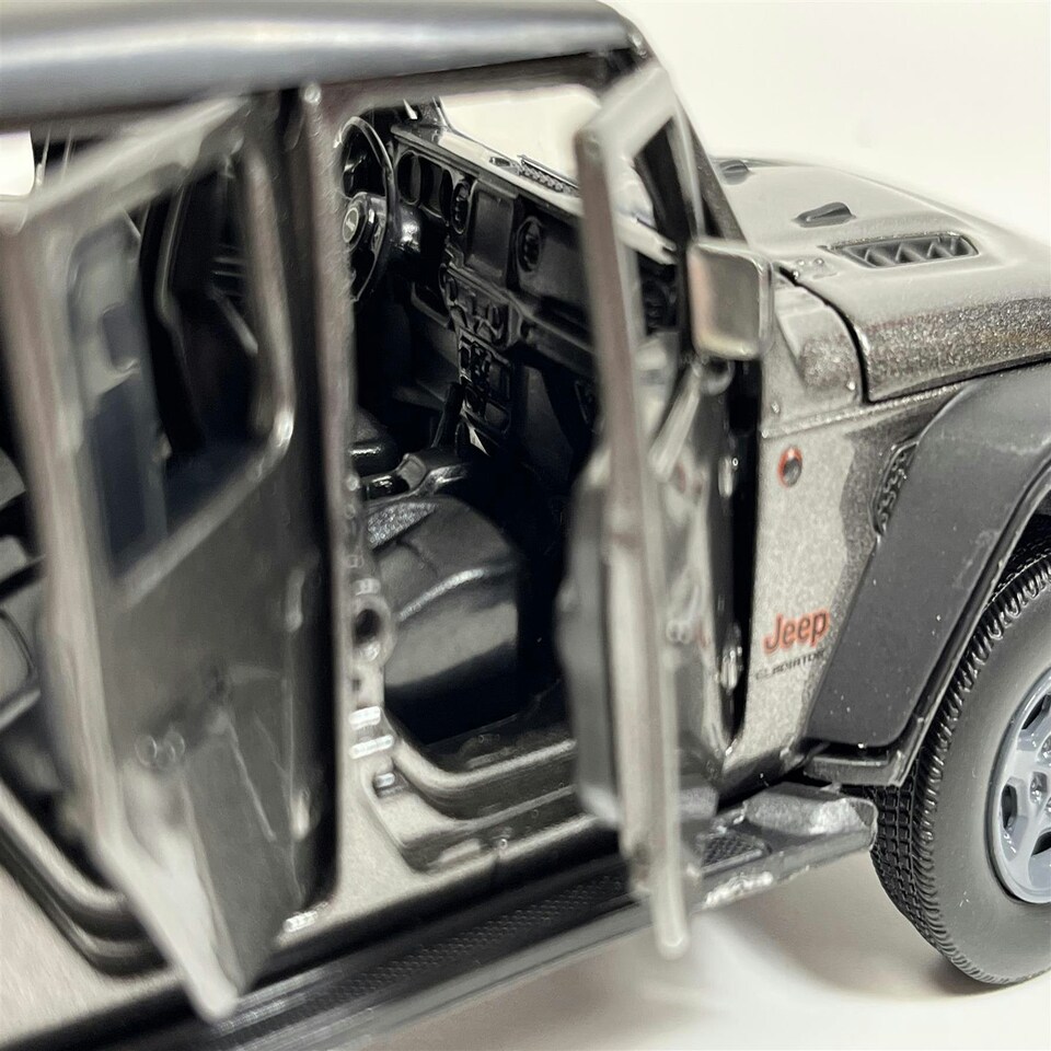 image 1 of Jeep Gladiator Dark Grey LHD 1:32 Scale Light & Sound Tayumo 32170025