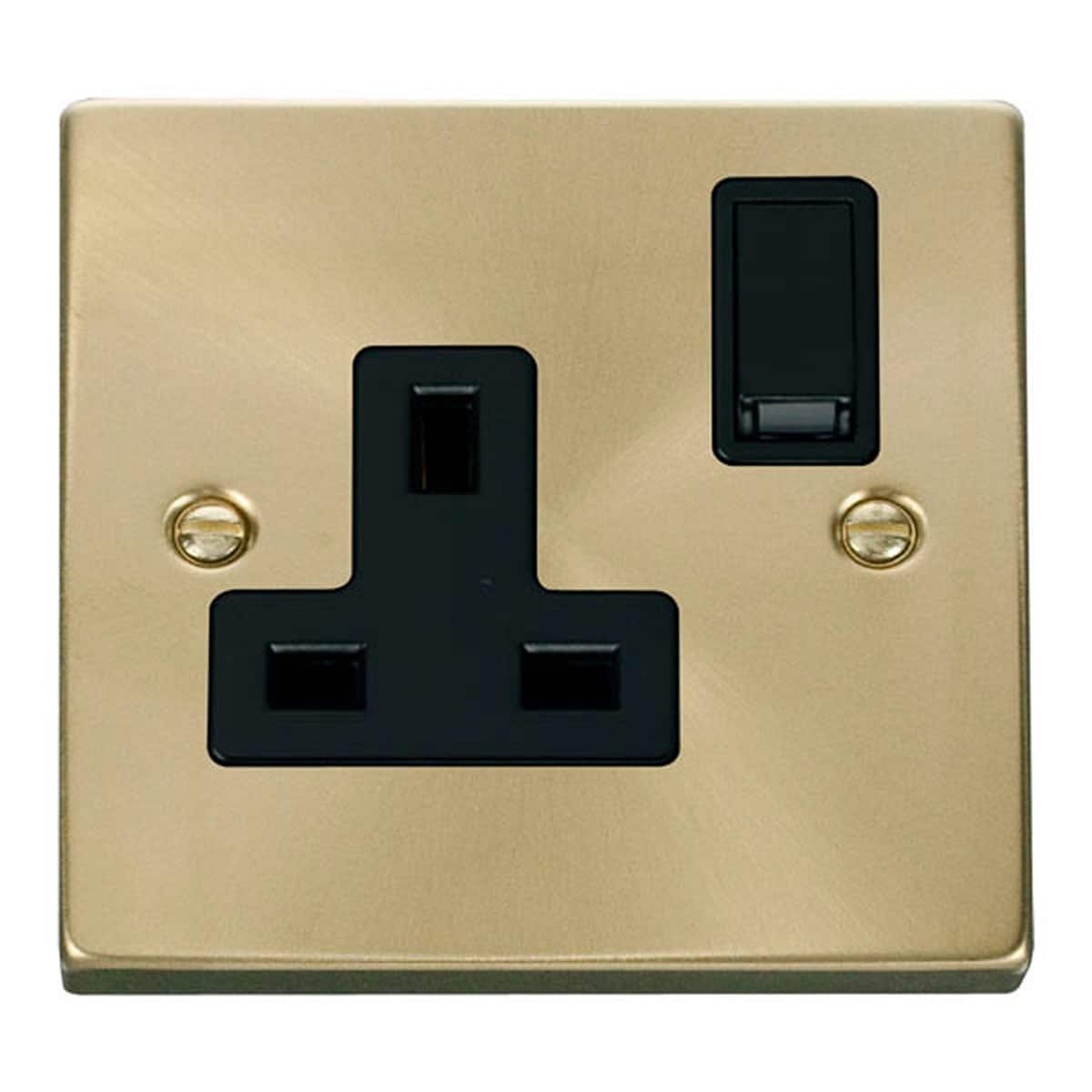 SE HOME Satin Brushed Brass 1 Gang 13A DP Switched Plug Socket Gold Satin Brass