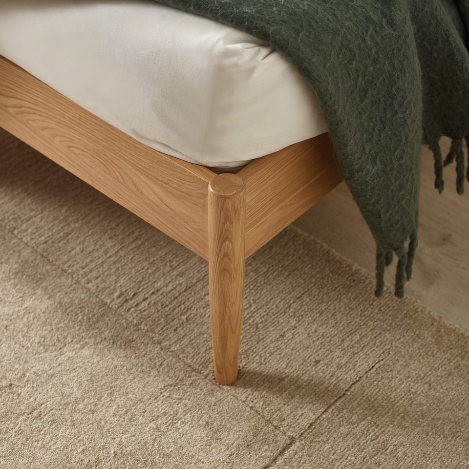 image 1 of Magnolia Oak Spindle Bed -  King (150cm)