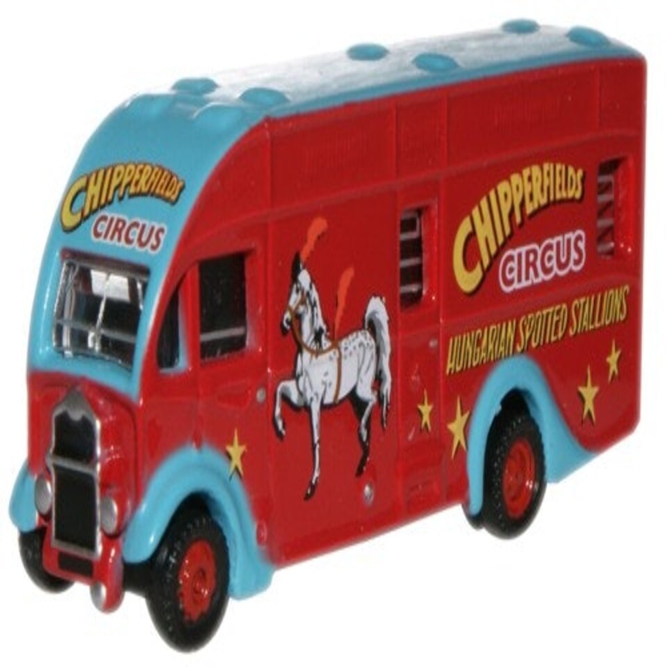 Oxford Diecast Albion Horsebox Chipperfield (Spotted Stallion)