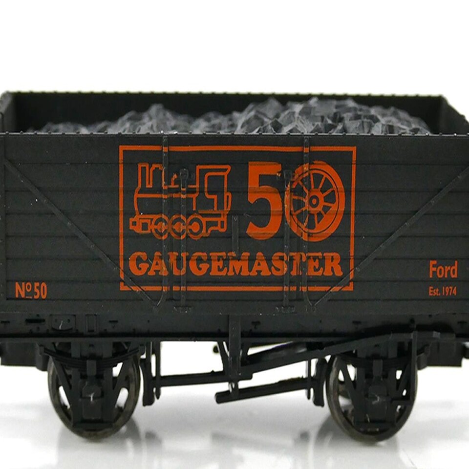 image 1 of GM Collection 7 Plank Wagon Gaugemaster 50th Anniversary Edition