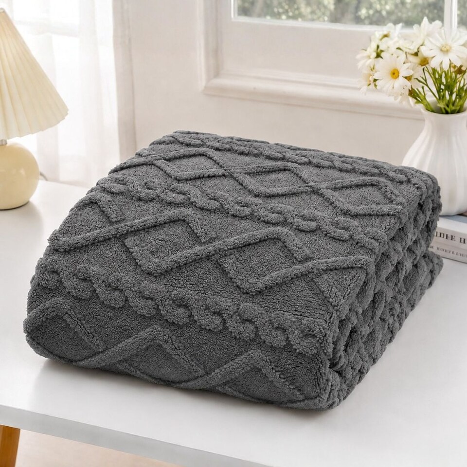 image 1 of Soft Cable Throw Blanket – Cosy Textured Home Decorative Warm Blanket 150 x 200cm