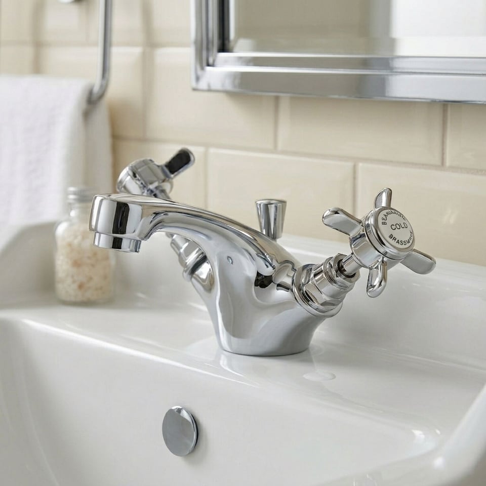 image 1 of Balterley Kingsley Traditional Crosshead Mono Basin Tap & Pop Up Waste