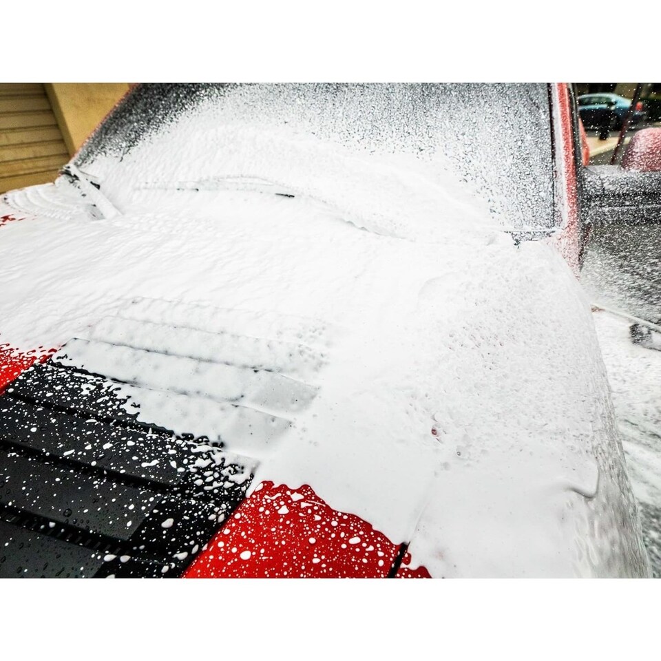 image 1 of Meguiar's Ultimate Snow Foam Xtreme Cling PH Neutral 946ml G191532EU