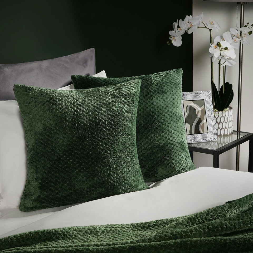 image 1 of OHS 2 x Soft Waffle Textured Fleece Cushion Covers, 45x45cm - Forest Green