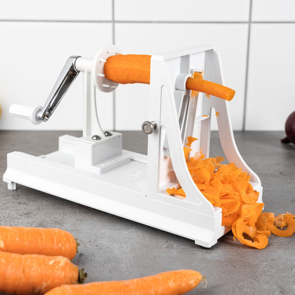 image 1 of Benriner Japanese Turning Spiraliser with 3 Interchangeable Blades