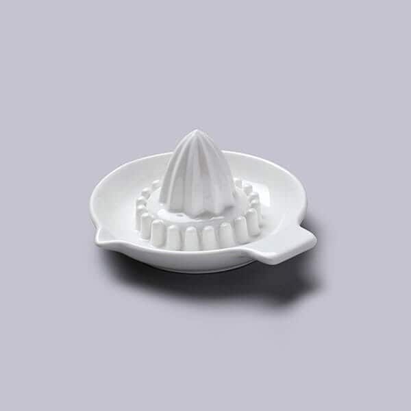 WM Bartleet & Sons Porcelain Lemon Squeezer in White