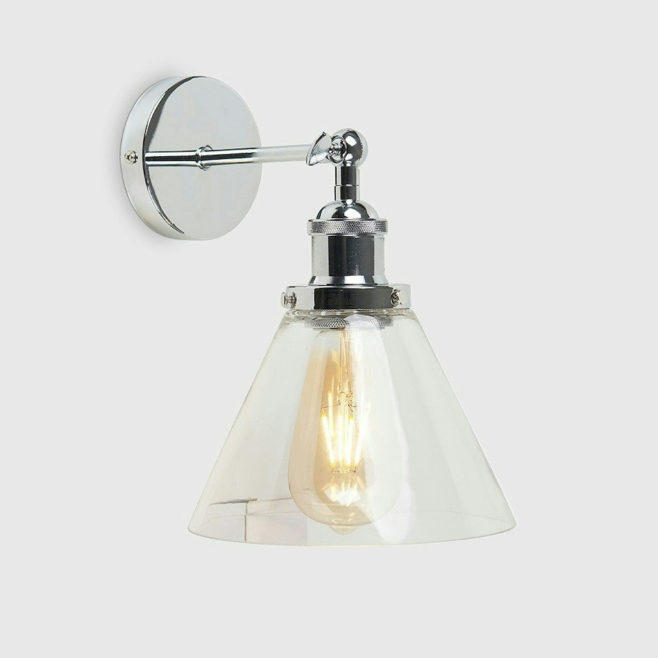 image 1 of ValueLights Lloyd Polished Silver Wall Light and E27 Radio Valve LED 4W Warm White 2700K Bulb