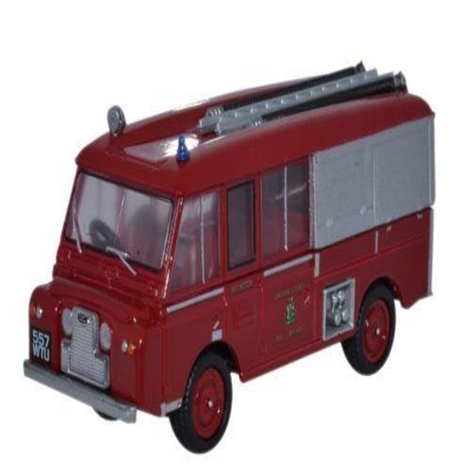Oxford Diecast Land Rover FT6 Carmichael Cheshire County Fire Brigade