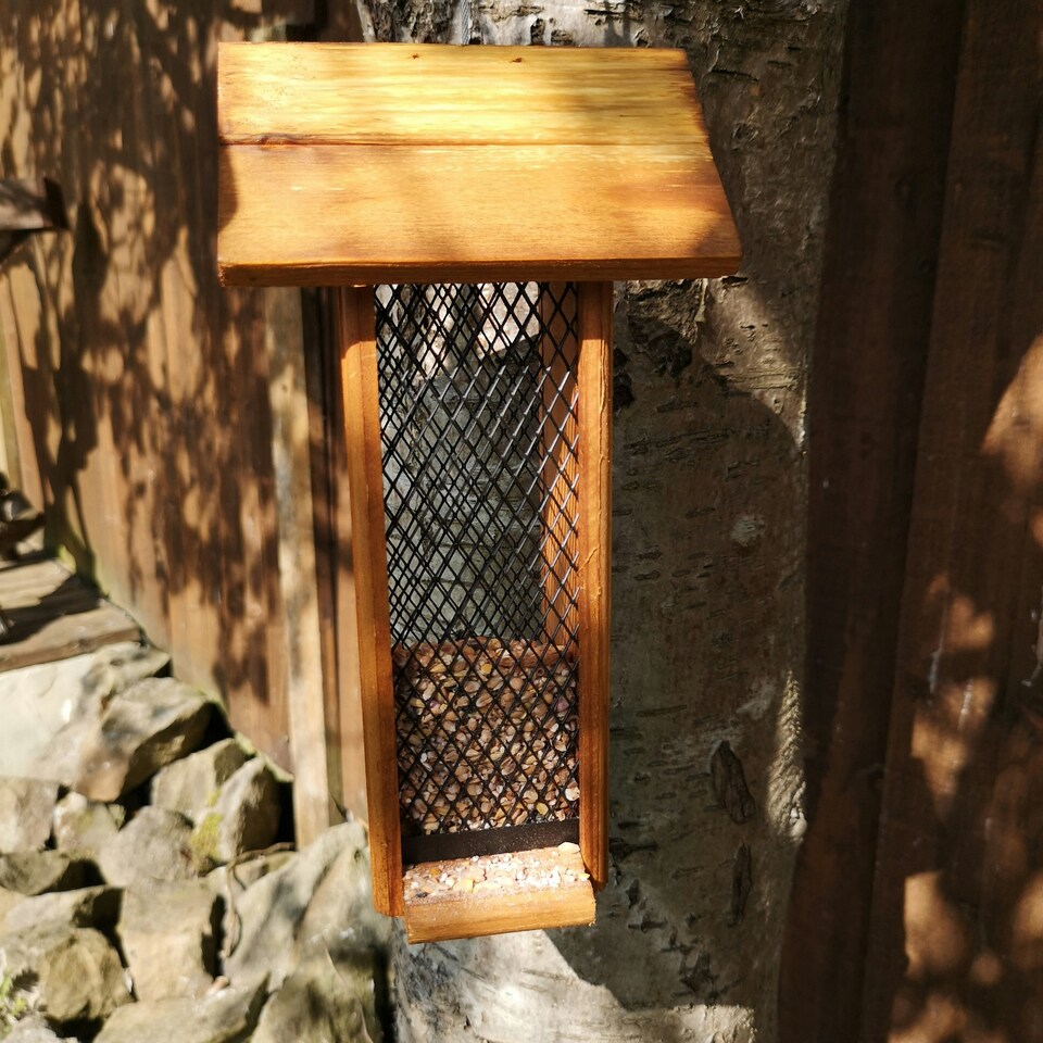 image 1 of Tom Chambers Melrose Wooden Garden Wild Bird Hanging Easy Fill Peanut Feeder