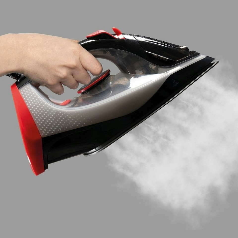 image 1 of Daewoo Ultra Glide 2600W High Burst Steam Iron Ceramic Soleplate Self Clean Auto Off