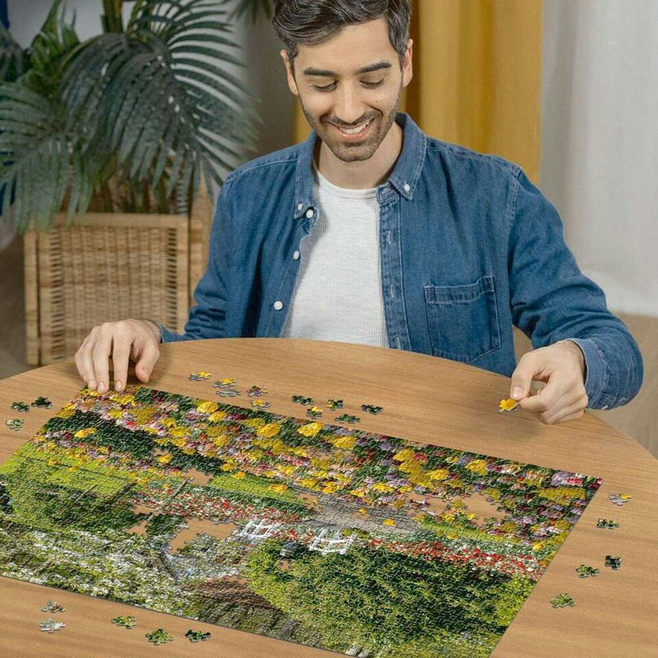 image 1 of Ravensburger Beautiful Gardens Netherlands 1000 Piece