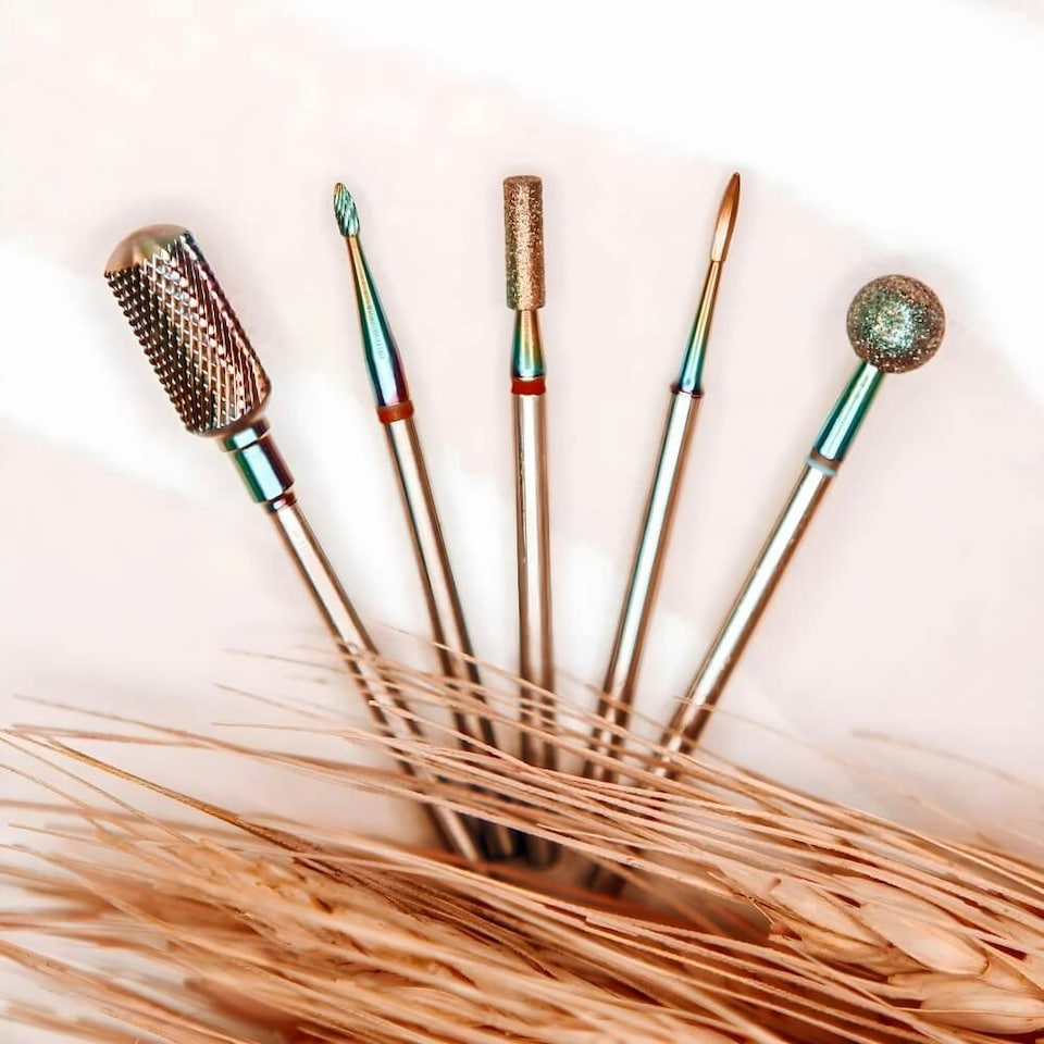 image 1 of IQ Nails Sensitive Set for Delicate Nail Care 5pcs