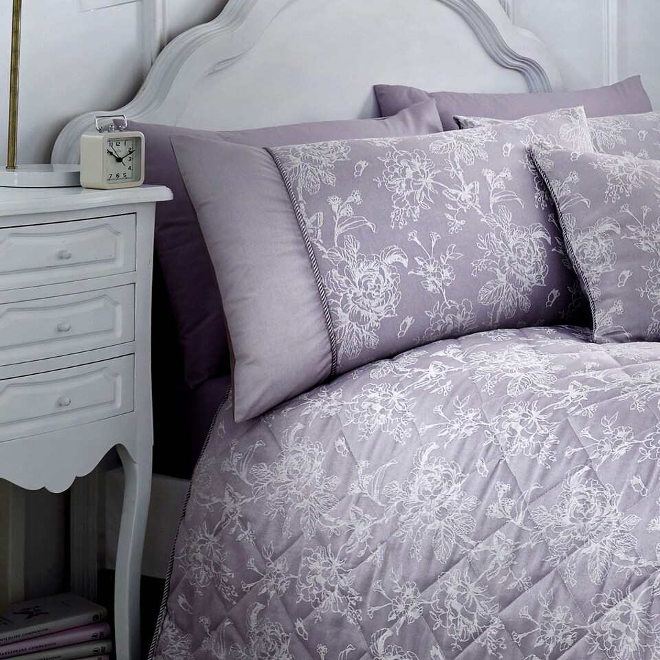 image 1 of D & D Jasmine Bedspread Lavender