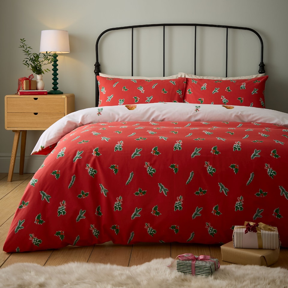 image 1 of Catherine Lansfield Christmas Robins Reversible Duvet Cover Set