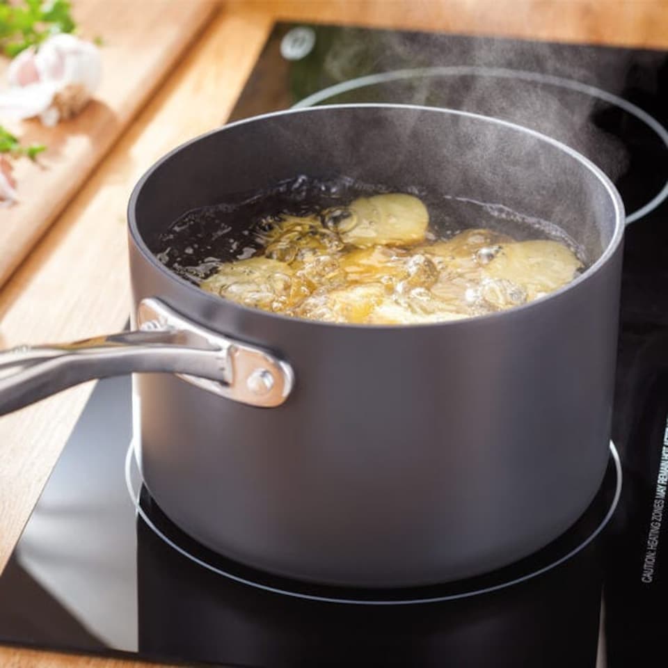 image 1 of Stellar 6000 Hard Anodised Element 18cm Saucepan