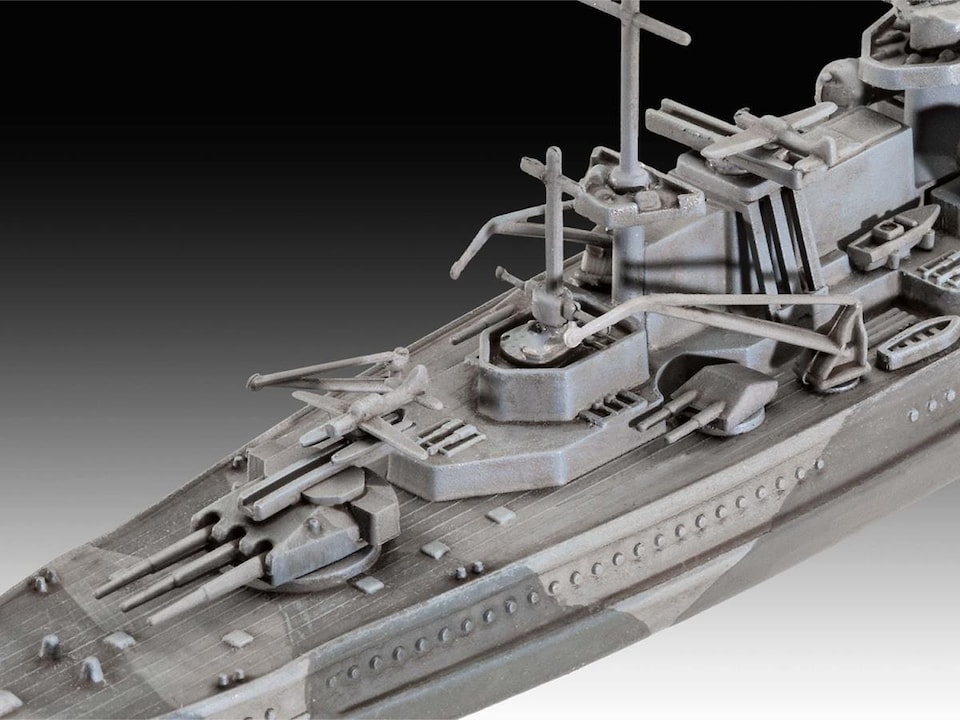 image 1 of Revell German Gneisnau WWII Battleship (1:1200 Scale)