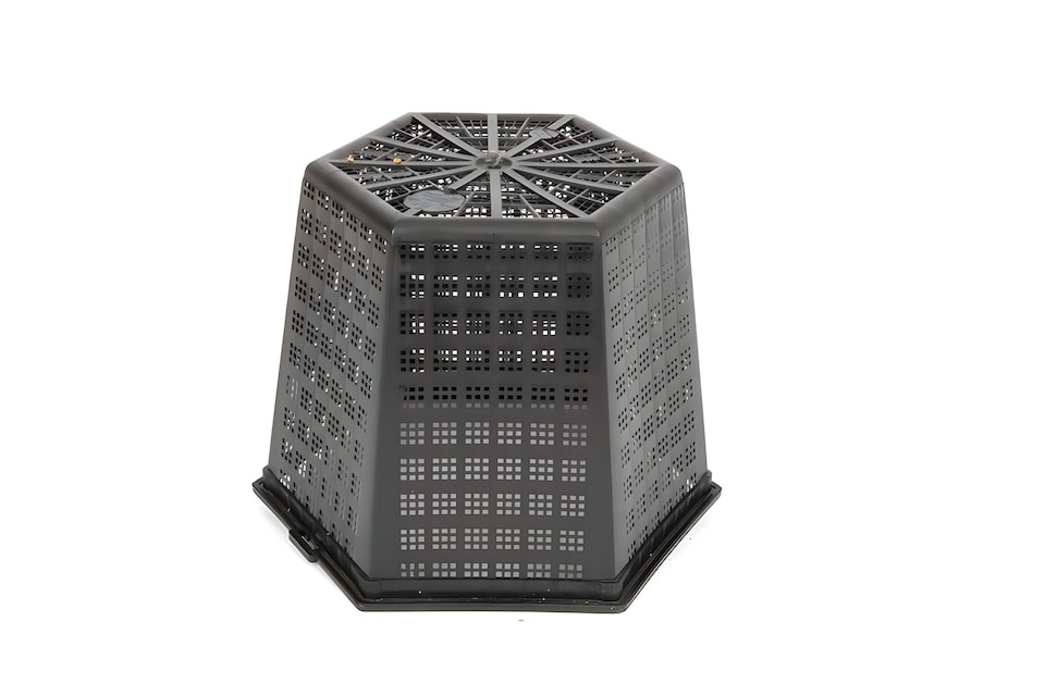 image 1 of Aquatic Pond Planting Basket - Hexagon - 18cm / 3 Ltr - Mesh Plant Pot for Water Garden Ponds, Protects Roots from Fish