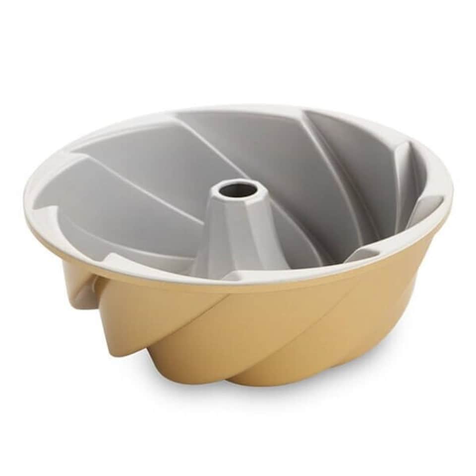image 1 of Nordic Ware Heritage Bundt Pan Gold