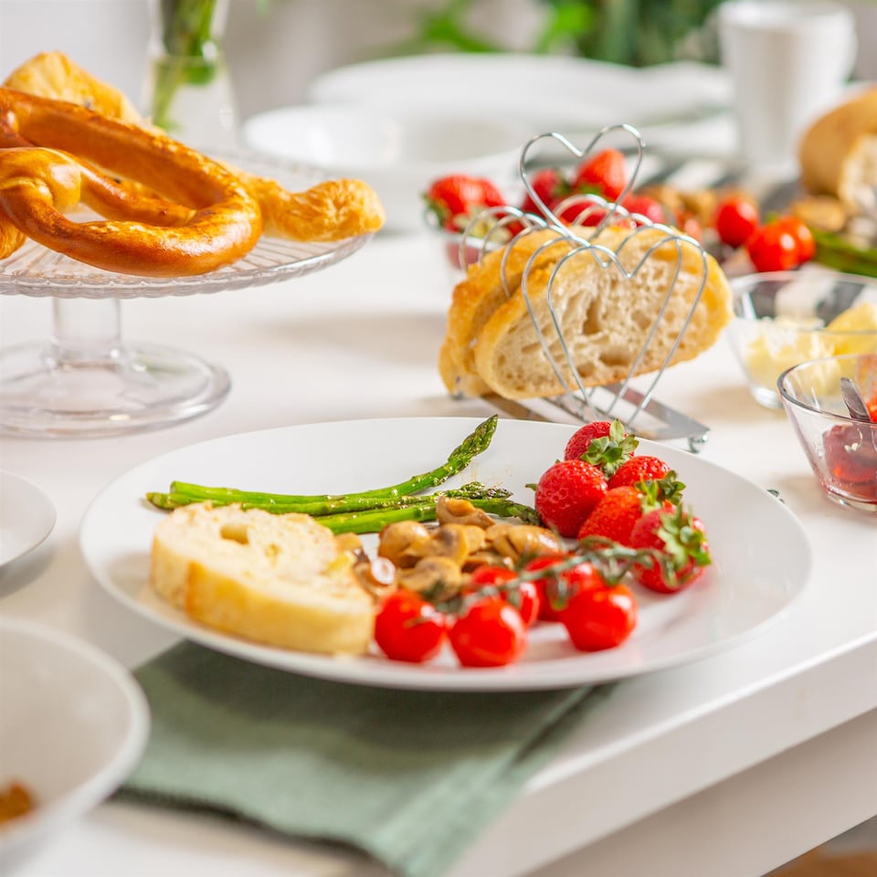 image 1 of Argon Tableware Classic White Dinner Plates - 27cm - Pack of 6 | White | White