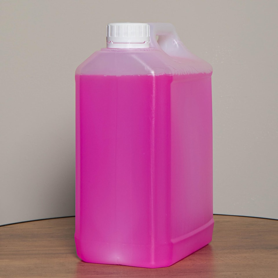 image 1 of 2.5L Cherry Scented Smear Free Windscreen Washer Fluid For All Vehicles