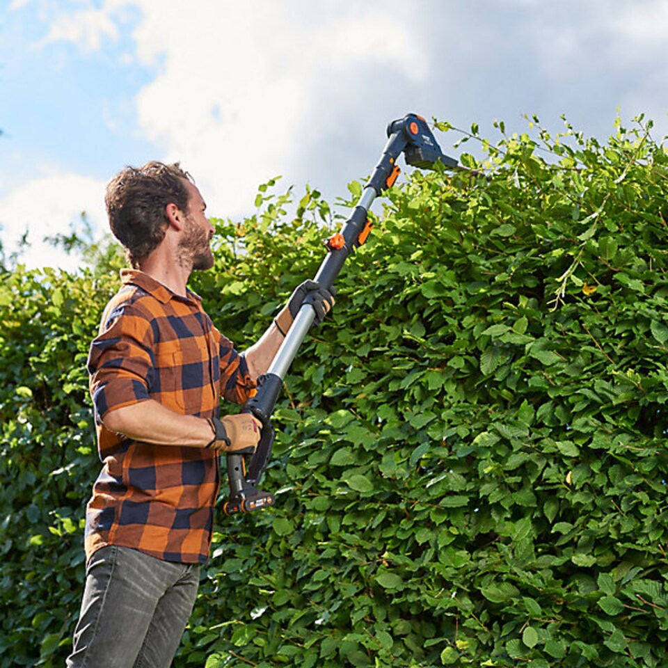 image 1 of WORX 20V 45cm Cordless Pole Hedge Trimmer (BARE UNIT) WG252E.9