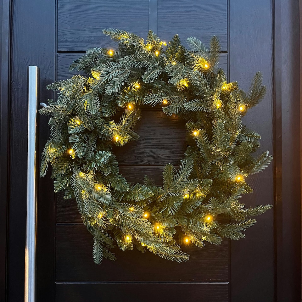 image 1 of 60cm Premium Mixed branch prelit Green Wreath - with timer