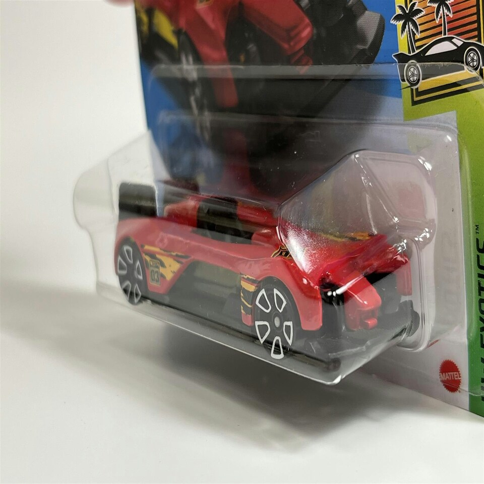 image 1 of Hot Wheels Electro Silhouette HW Exotics 1:64 Scale GHF45M522 B8