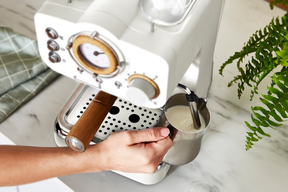 image 1 of Pump Espresso Coffee Machine Nordic Cotton White