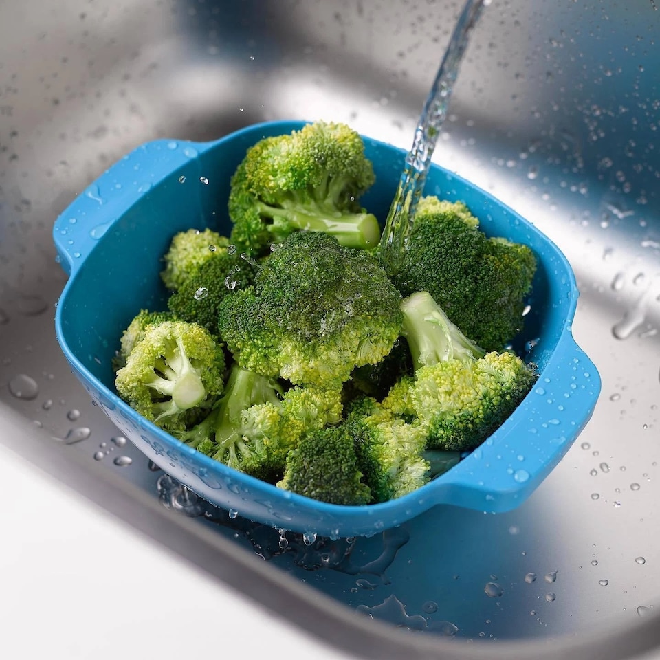 image 1 of Plastic Colander Sieve Mesh Food Pasta Rice Veg Washing Strainer Kitchen Basket | Blue | Blue