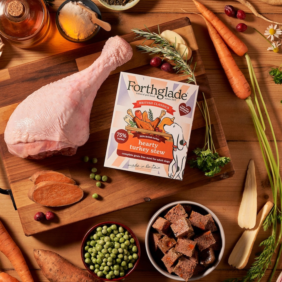 image 1 of British Classics Turkey Stew Wet Dog Food (18x395g)