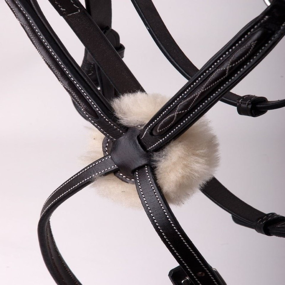 image 1 of Rhinegold Elegance Stitched Mexican Bridle Black | Size: Full
Colour: Black
