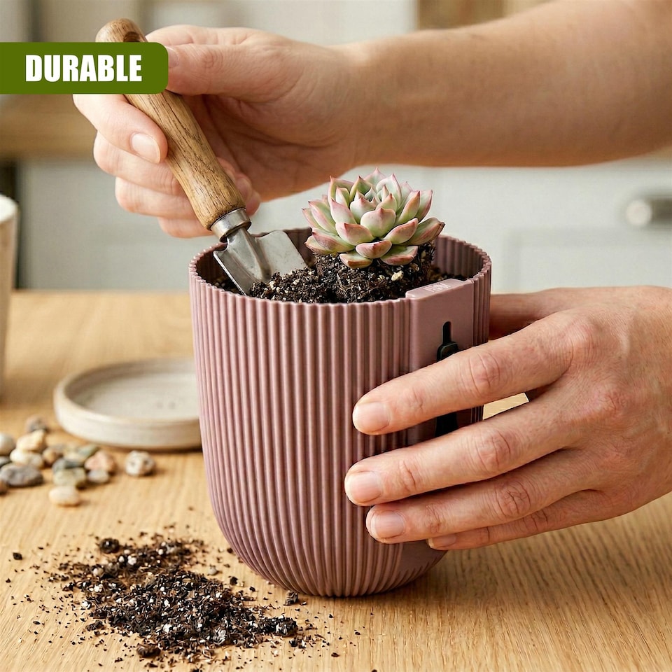 image 1 of GEEZY Milly Wall Flowerpot Set Plastic Planters Brown 2 Pack