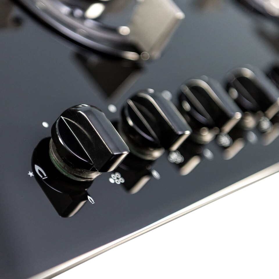 image 1 of SIA GHG902BL 90cm Black Glass 5 Burner Gas Hob With Cast Iron Pan Stands & Wok Burner
