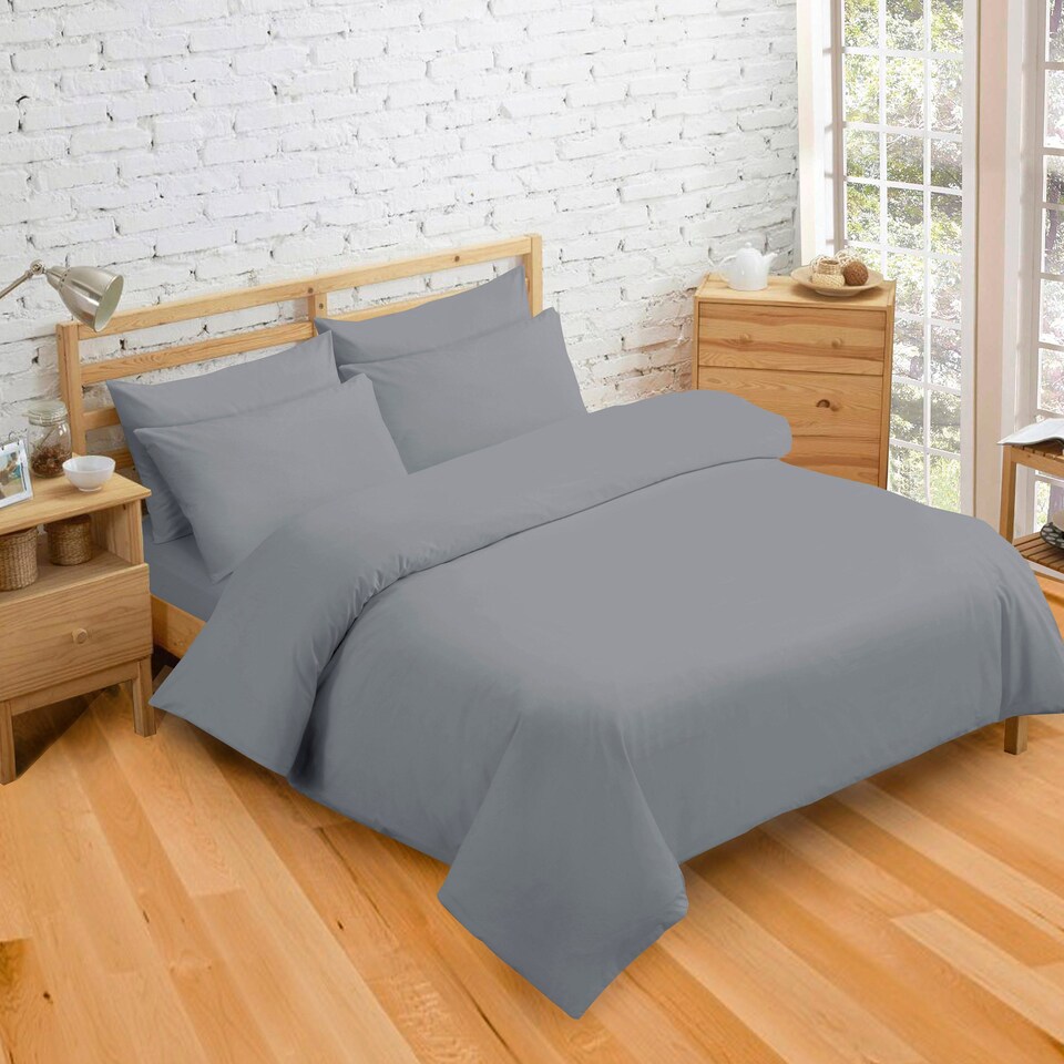 image 1 of Velosso Plain Dyed Duvet Cover & Pillowcase Set