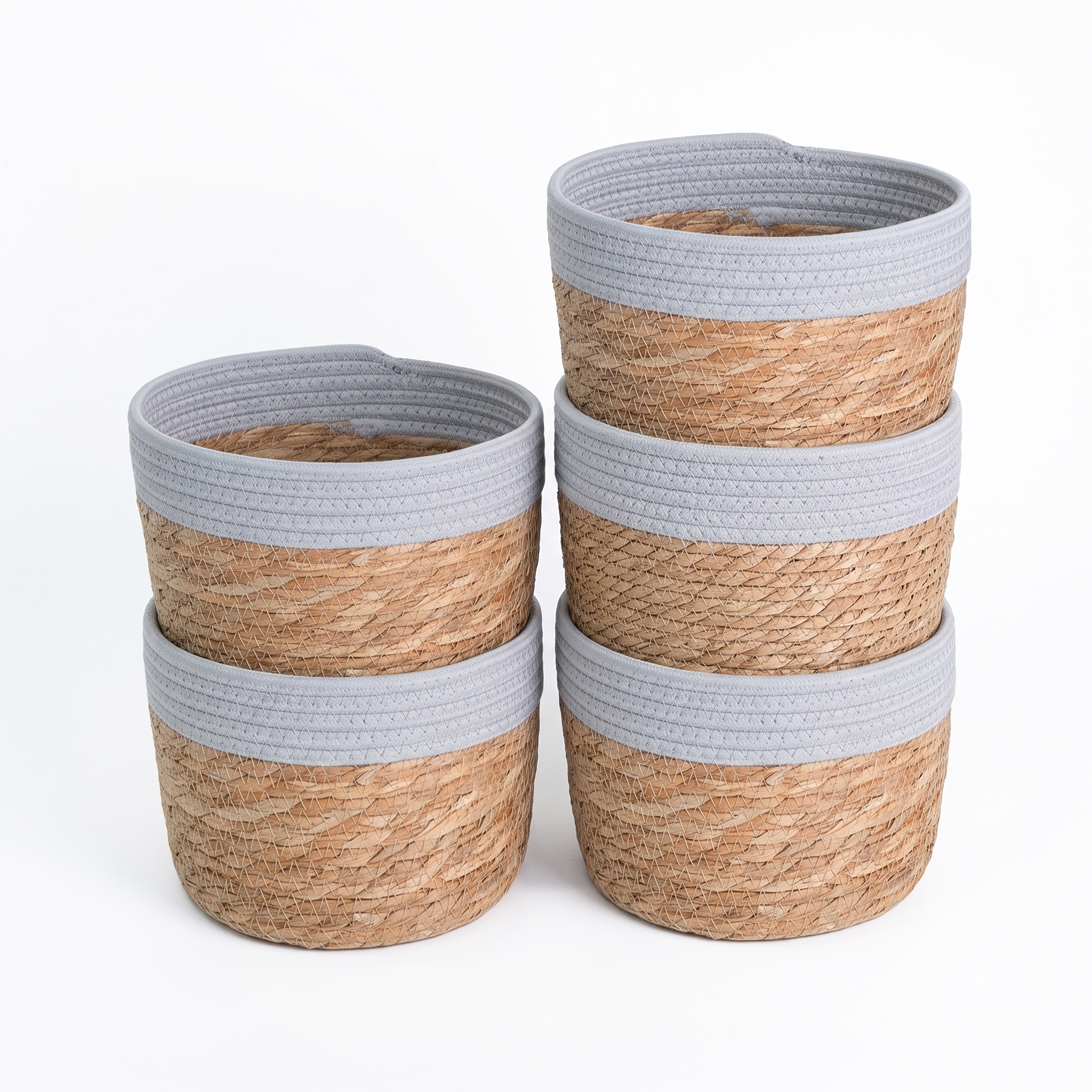 Wickerfield Set of 5 Round Seagrass Storage Baskets with Cotton Rope Trim