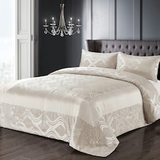 Intimates Clarissa Quilted Luxury Bedspread Set Cream | Beige | Double