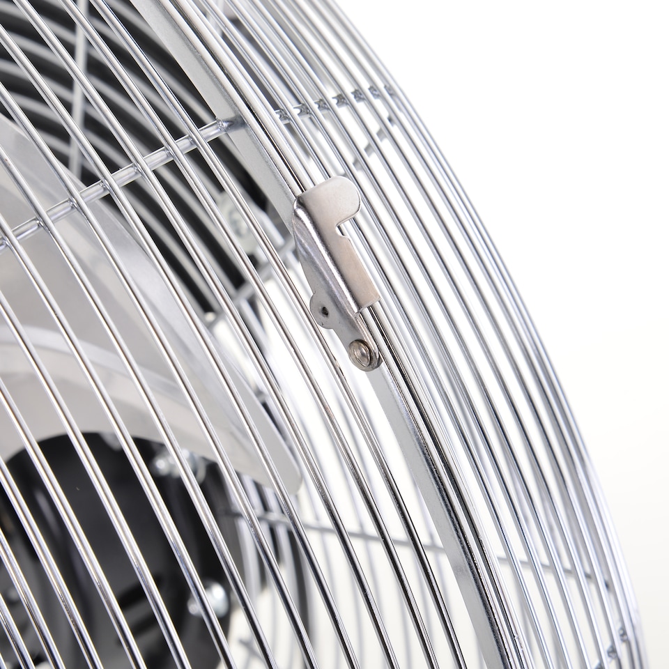 image 1 of HOMCOM 20 Chrome Metal Floor Fan with Tilting, High Velocity, 3 Speed, Portable Gym Fan for Home Office, Silver
