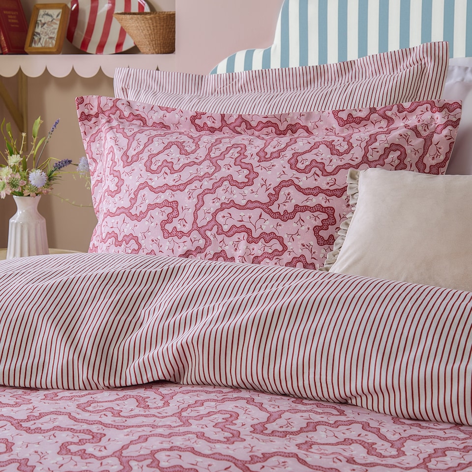image 1 of Wylder Brianna Floral 100% Cotton Duvet Cover Set | Red | Cherry | Super King | 1