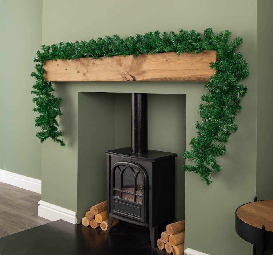 image 1 of 2.7m x 20cm Plain Green Christmas Garland with 260 Tips