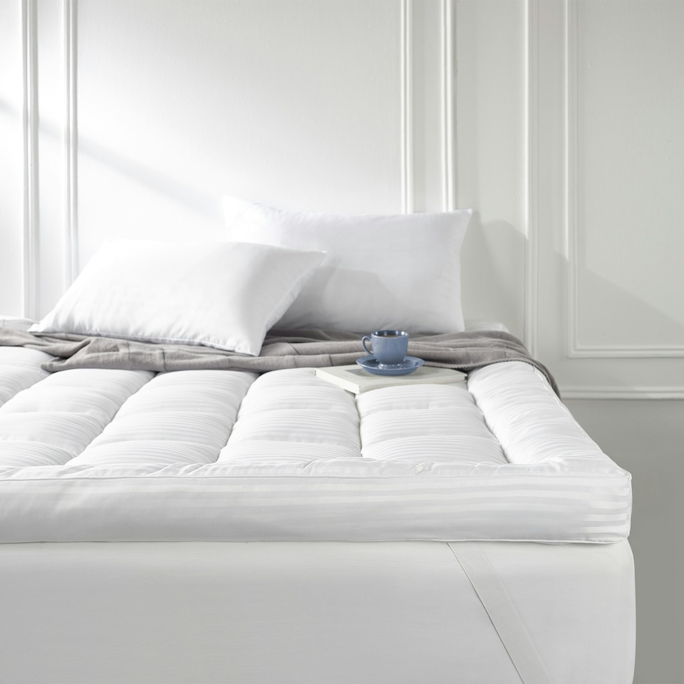 image 1 of Luxurious Hotel 10cm Mattress Topper | White | King