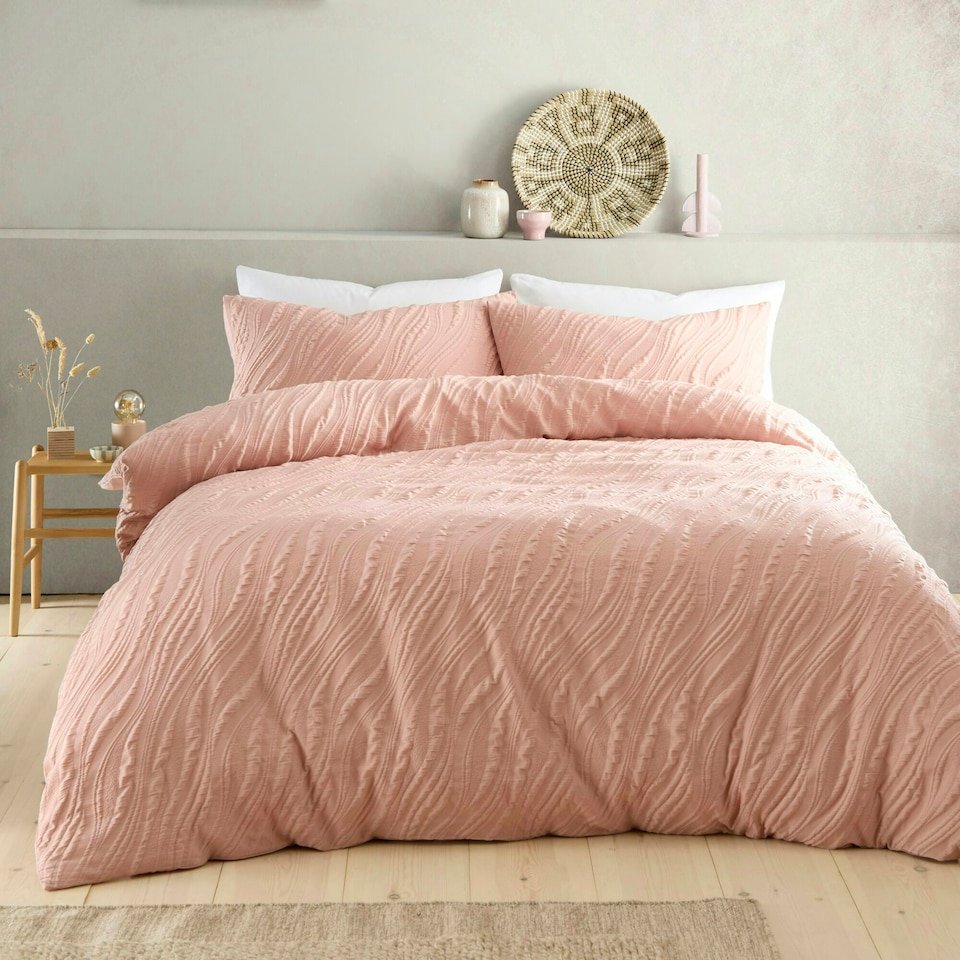 image 1 of Portfolio Home Monaco Seersucker Soft Easy Care Bed Linen Bedding Duvet Cover Quilt Set With Pillow Case Pink | Single