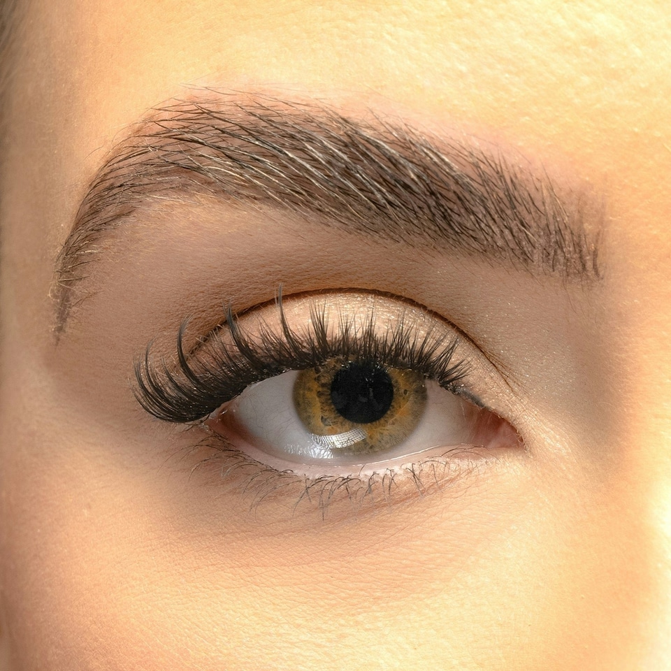 image 1 of Lola's Lashes Cat-eye Hybrid Pre-mapped Cluster Lashes