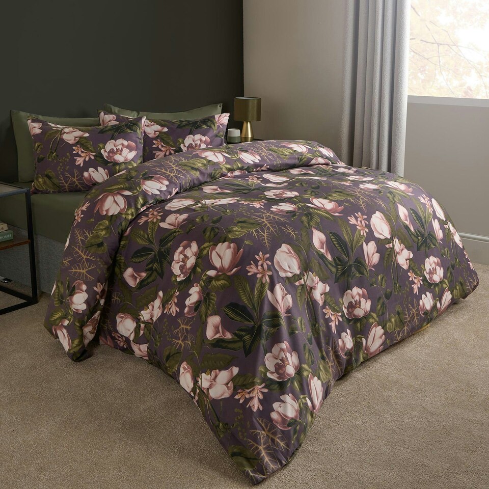 image 1 of OHS Floral Print Reversible Duvet Cover and Pillowcase Bedding Set, King - Mauve