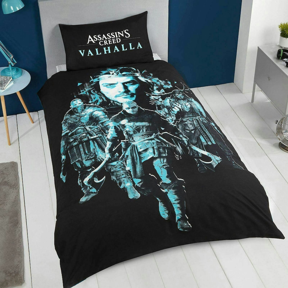 image 1 of OHS Assassins Creed Valhalla Reversible Duvet Cover and Pillowcase Bedding Set, Single - Black
