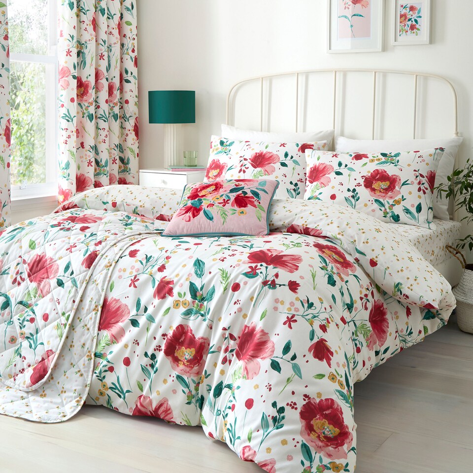 image 1 of D & D Abstract Poppy Fitted Bed Sheet White
