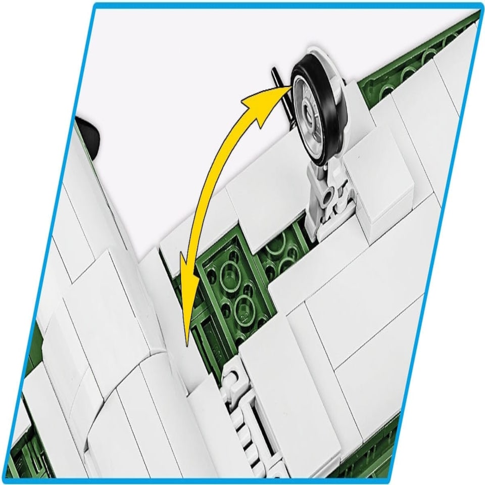 image 1 of Thunderbolt P-47 brick plane model - COBI 5737 - 475 bricks