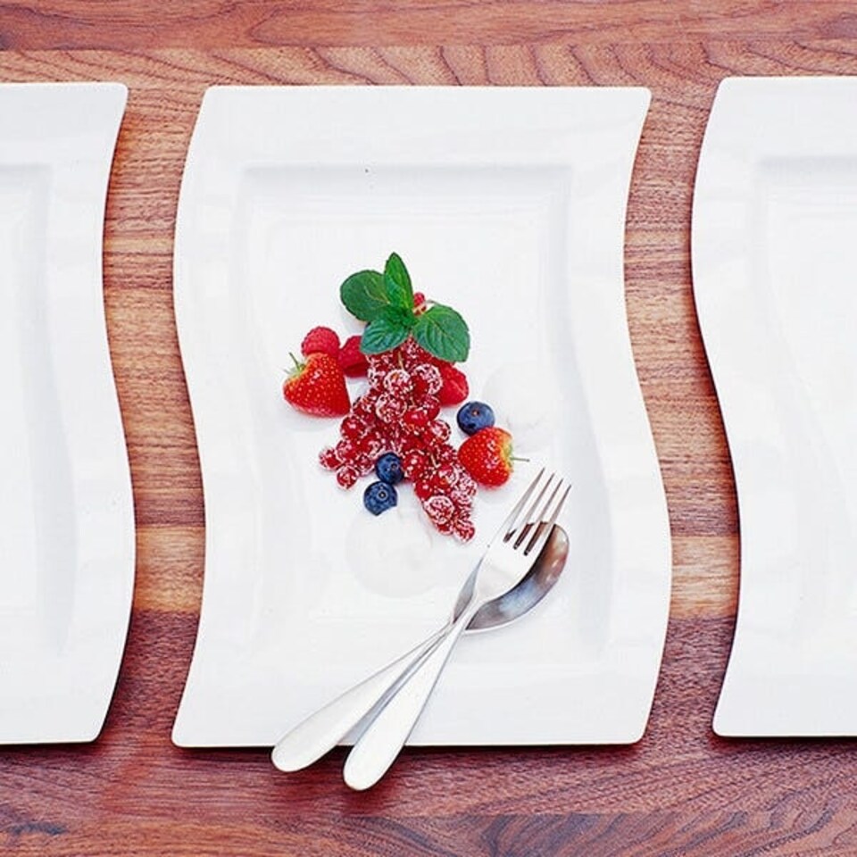 image 1 of Villeroy & Boch New Wave Rectangle Salad Plate