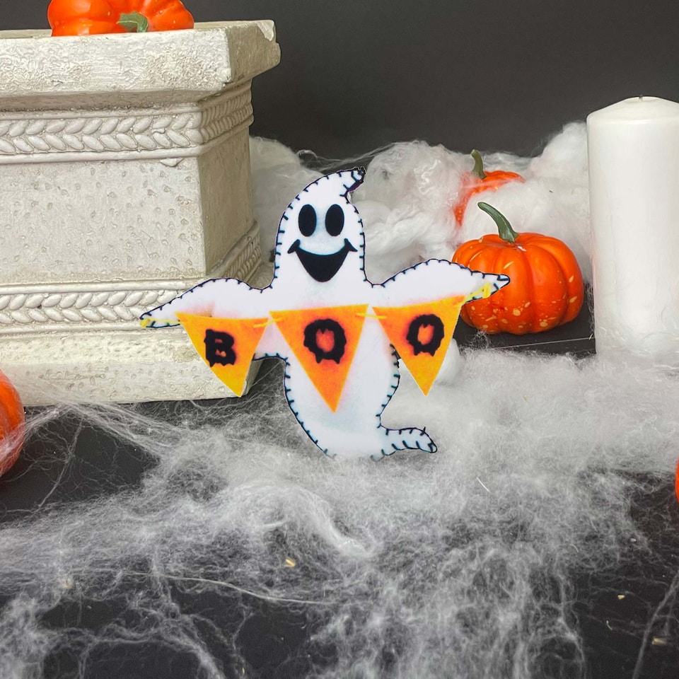 image 1 of PMS Halloween Ghost Craft Kit - Felt Activity for Kids, Reusable Party Decoration